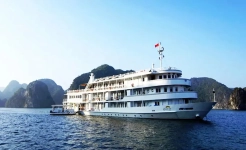 Auco cruise Halong luxury