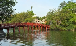 Hanoi ngoc son temple