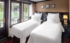 Paradise Luxury Deluxe balcony cabin twin