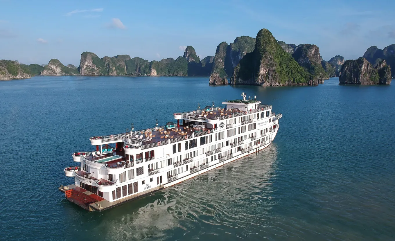 Crucero Ambassador - Bahía de Halong 3 días 2 noches