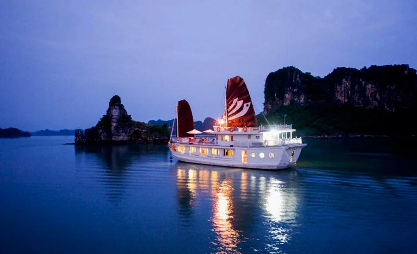 Bhaya Legend crucero 1 Cabina - Bahía Ha Long 3 Días 2 Noches